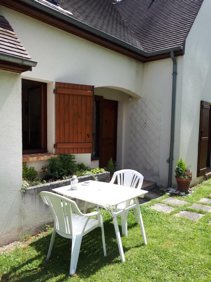 Au Chat Perche Mareil-sur-Mauldre Екстер'єр фото